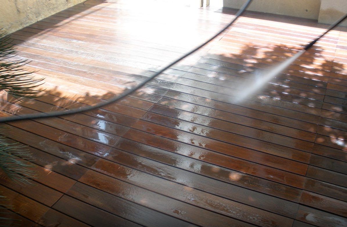 maquina-hidrolimpiadora-para-limpiar-tarima-madera-online-oller